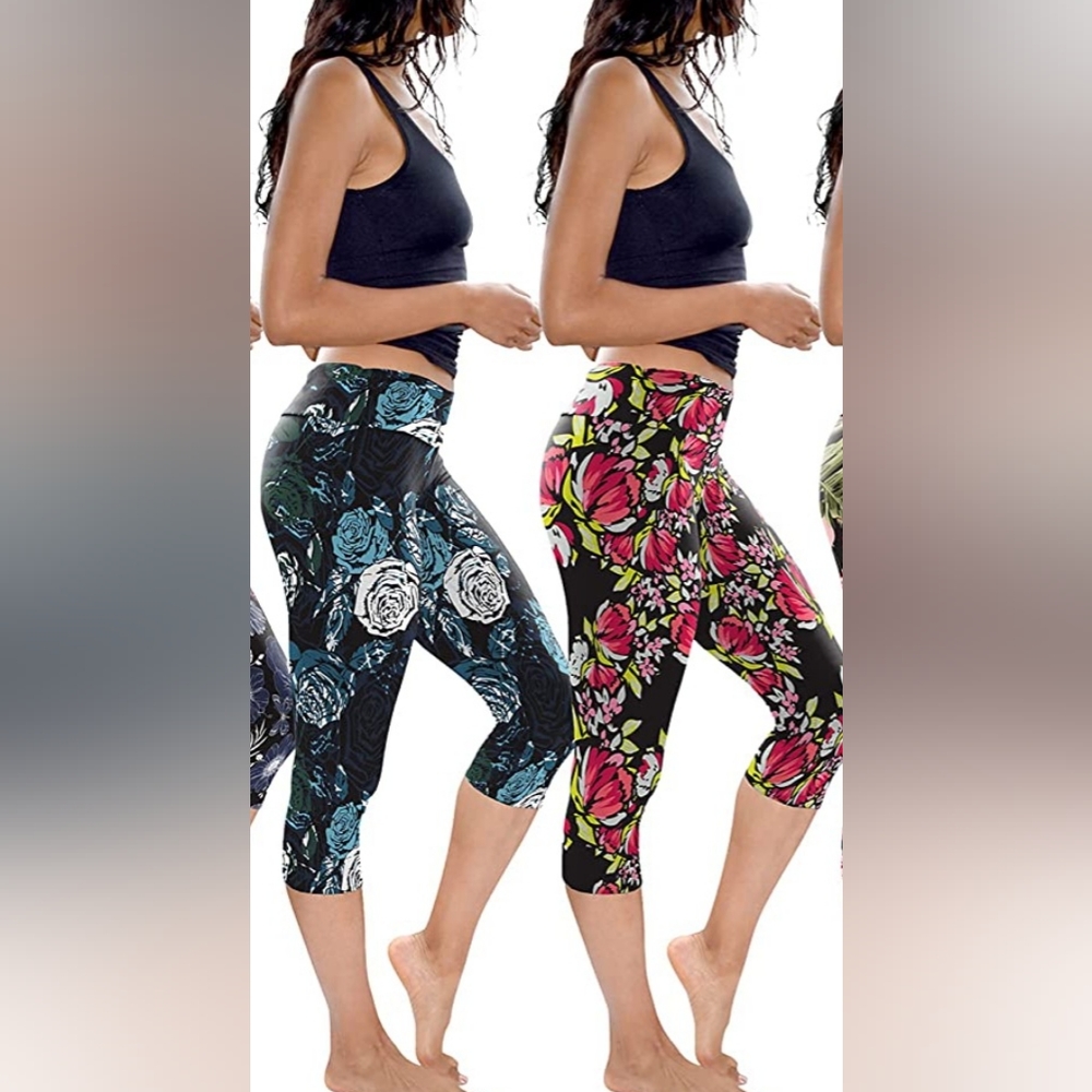 Sexy Basics Roses Capri Leggings